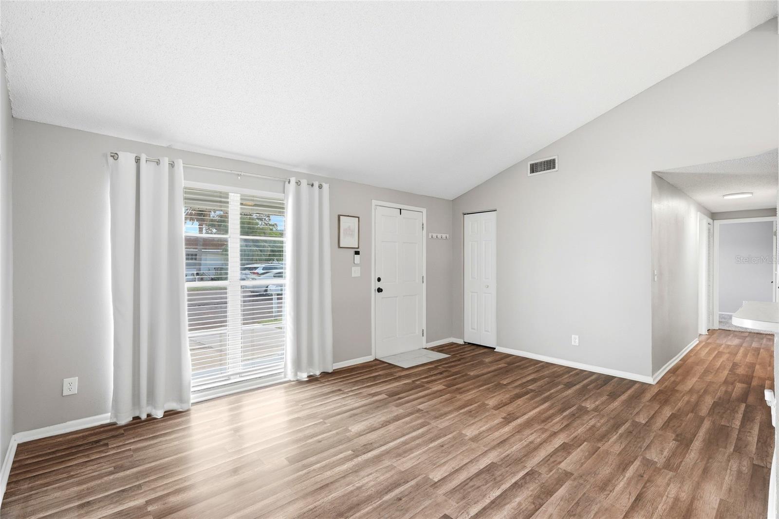 8704 MARLIN CT — photo 6