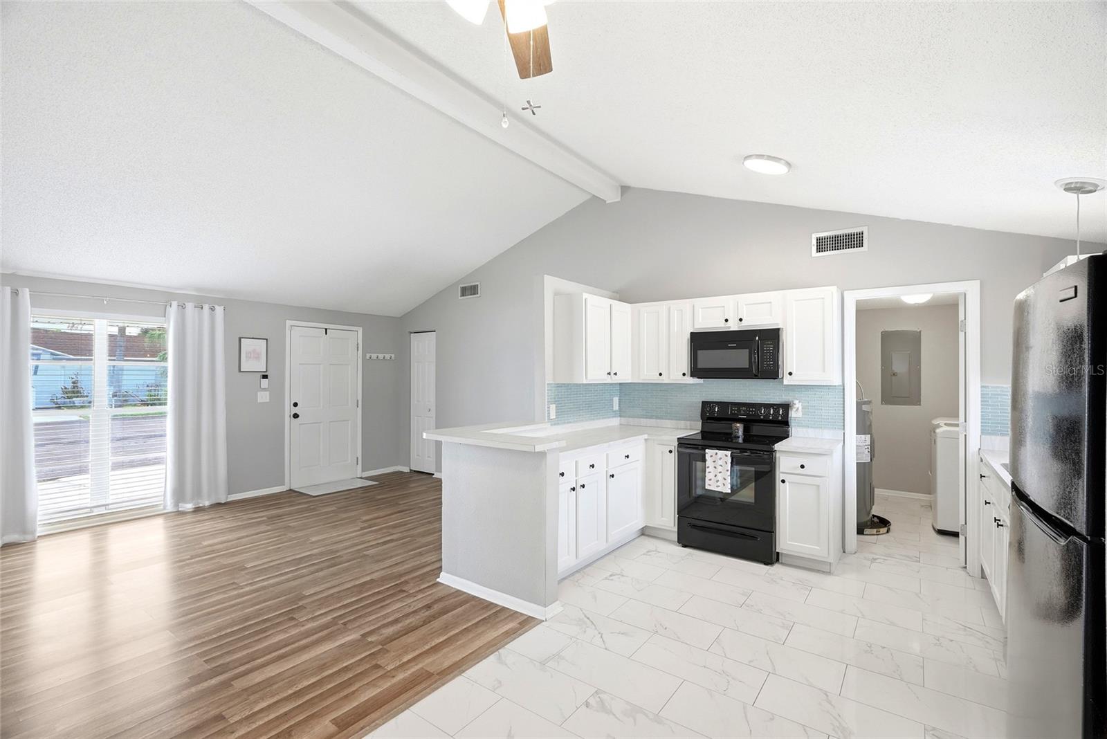8704 MARLIN CT — photo 10