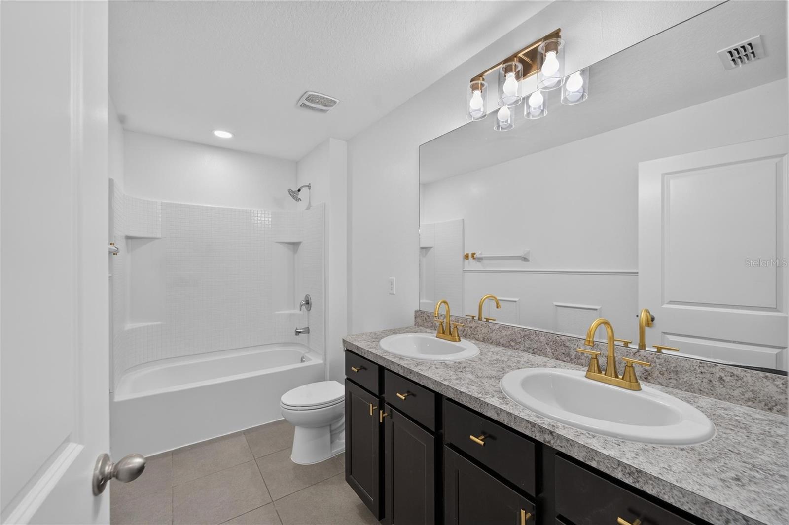 9637 TRONCAIS CIR — photo 45
