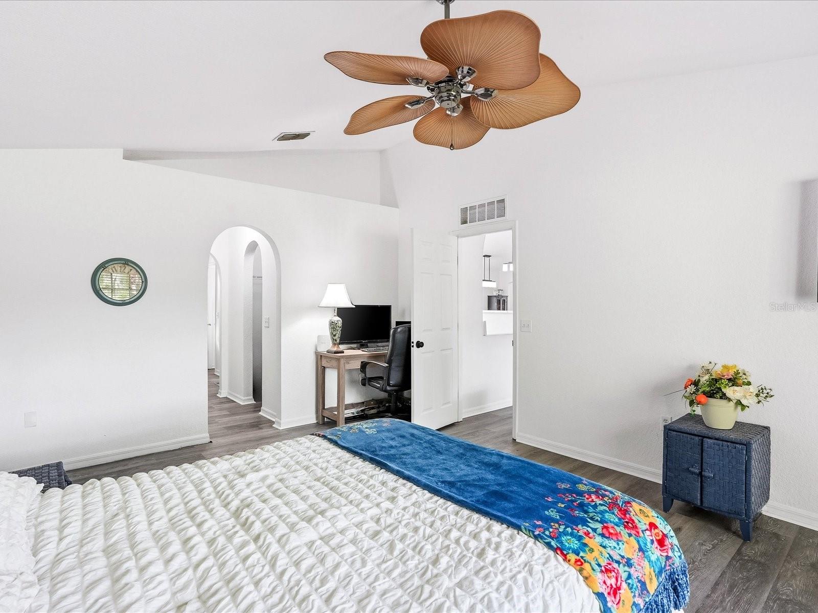3002 MONCRIEF AVE — photo 15