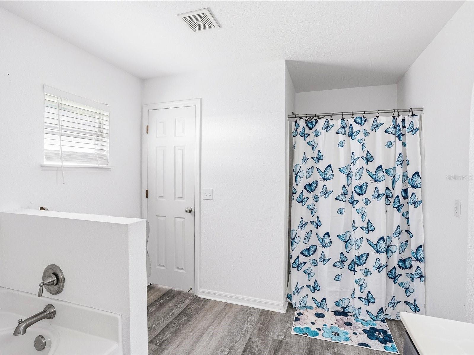 3002 MONCRIEF AVE — photo 18