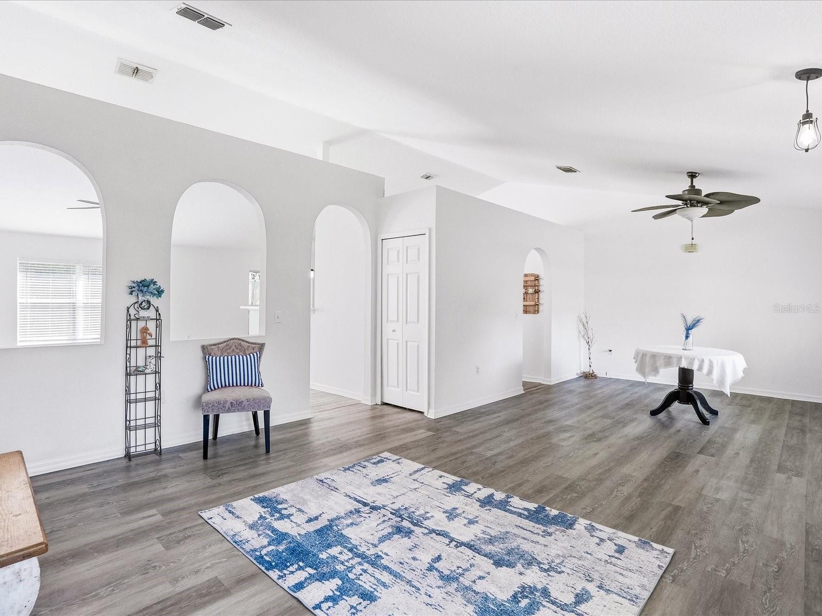 3002 MONCRIEF AVE — photo 12