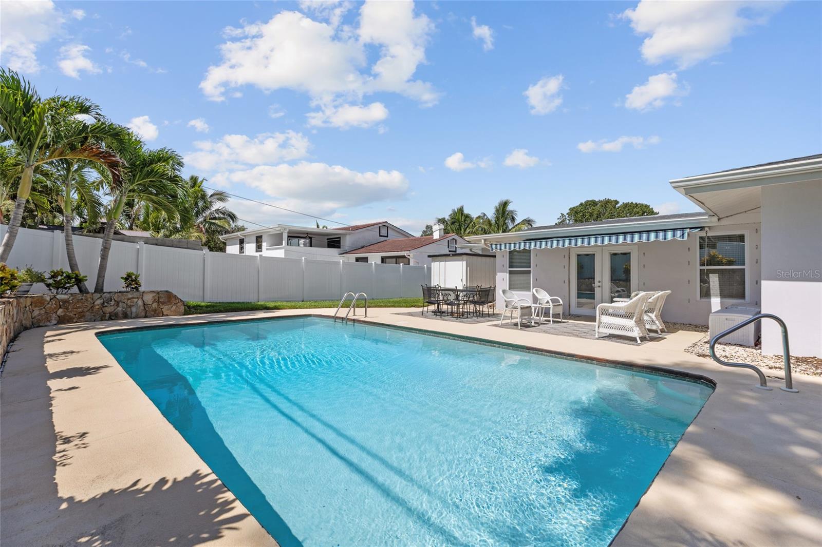 6249 HILLSIDE AVE — photo 35