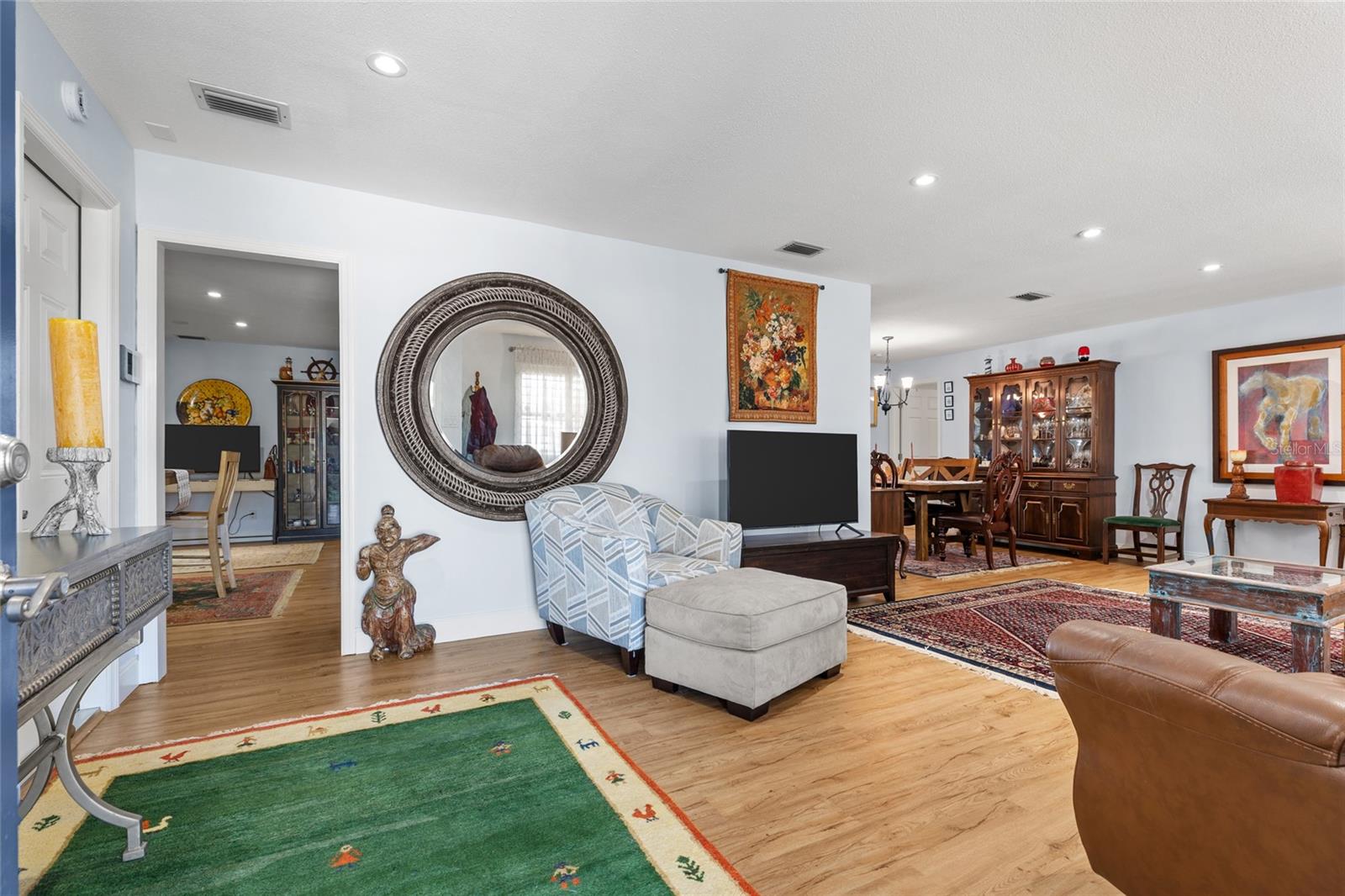 6249 HILLSIDE AVE — photo 4