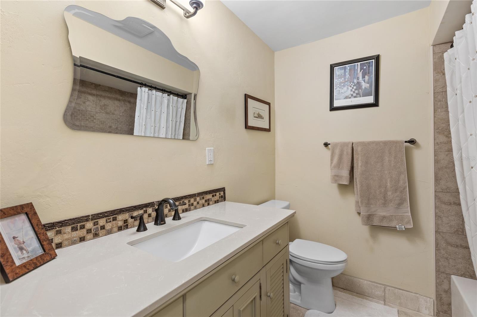 6249 HILLSIDE AVE — photo 23