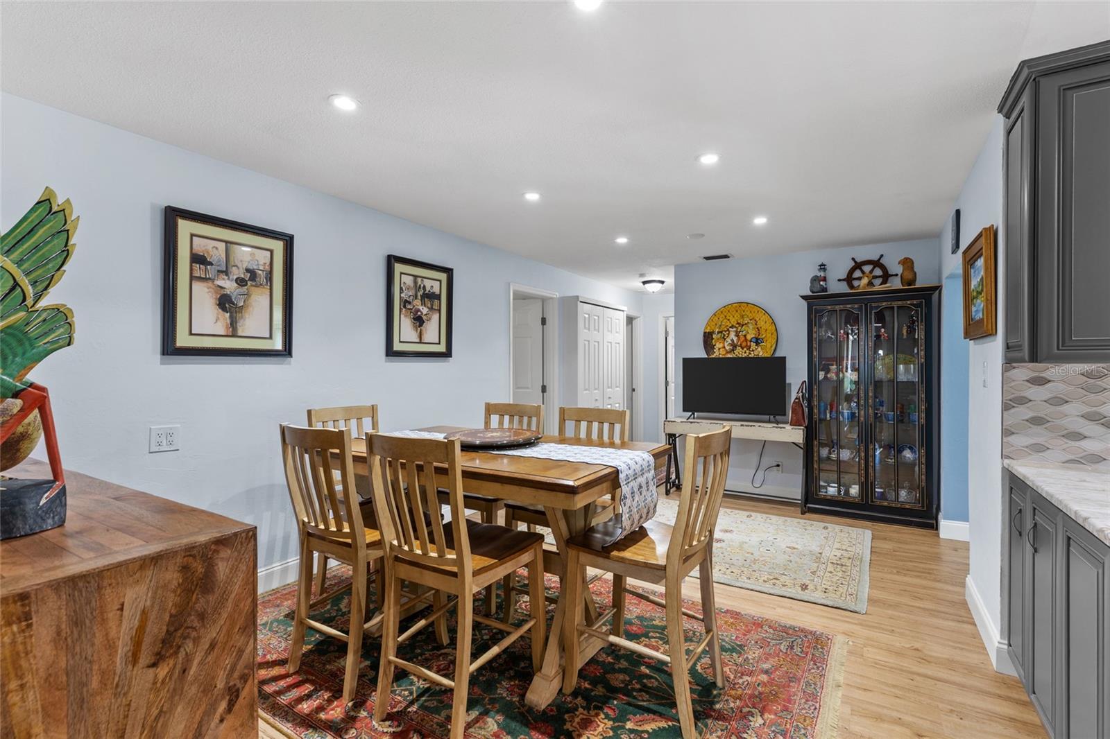 6249 HILLSIDE AVE — photo 21