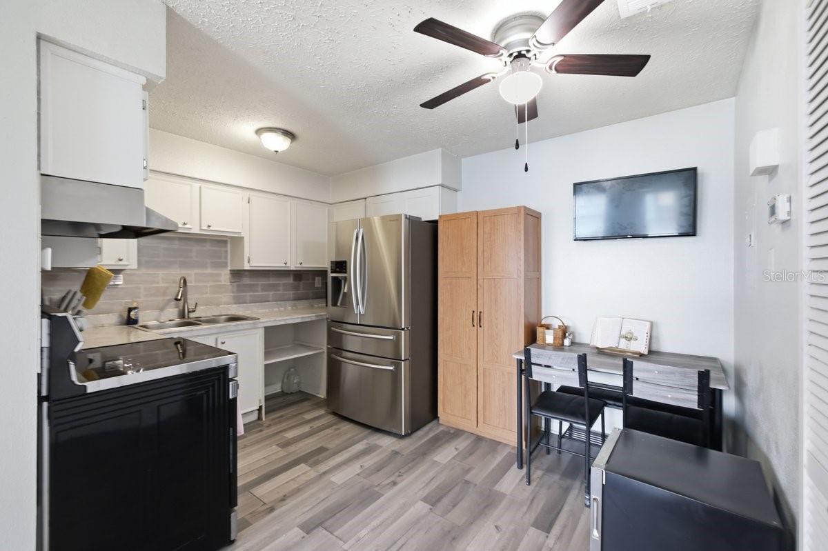 1041 APOLLO BEACH BLVD #E — photo 10
