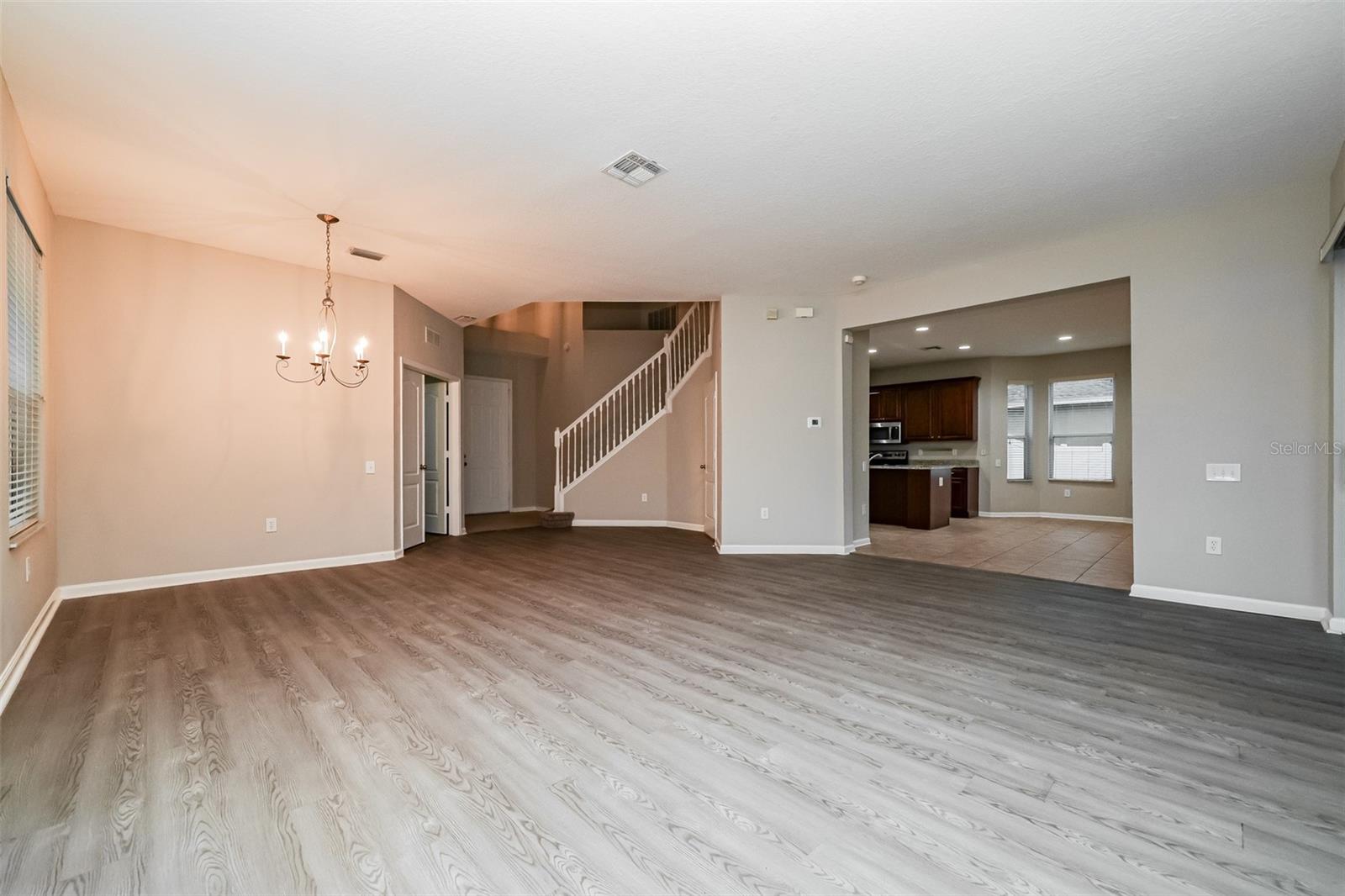 2026 HEARTLAND CIR — photo 2