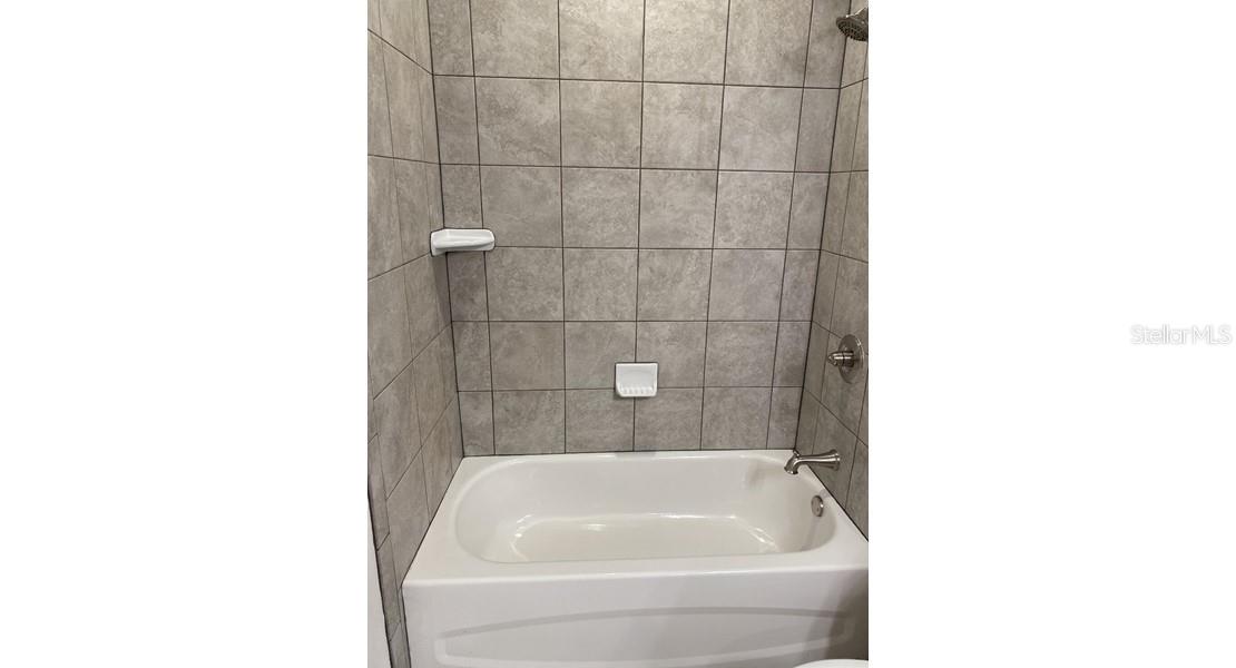 5637 ABELMAN RD — photo 9