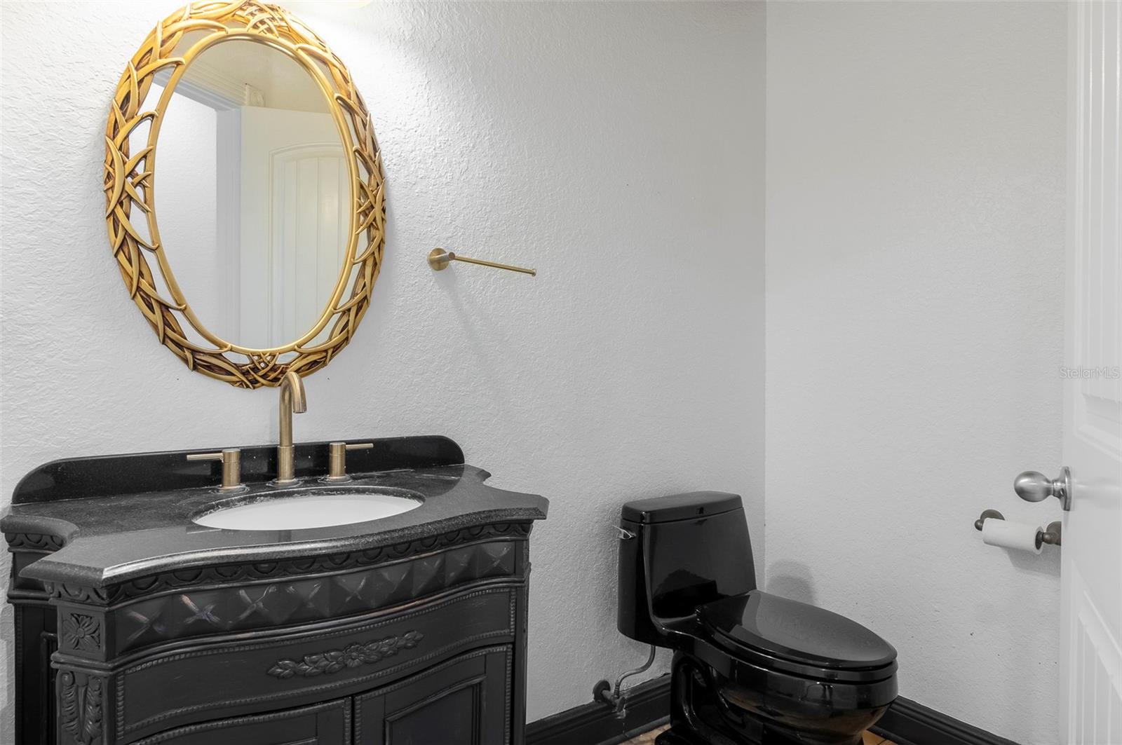 3814 W EL PRADO BLVD — photo 15