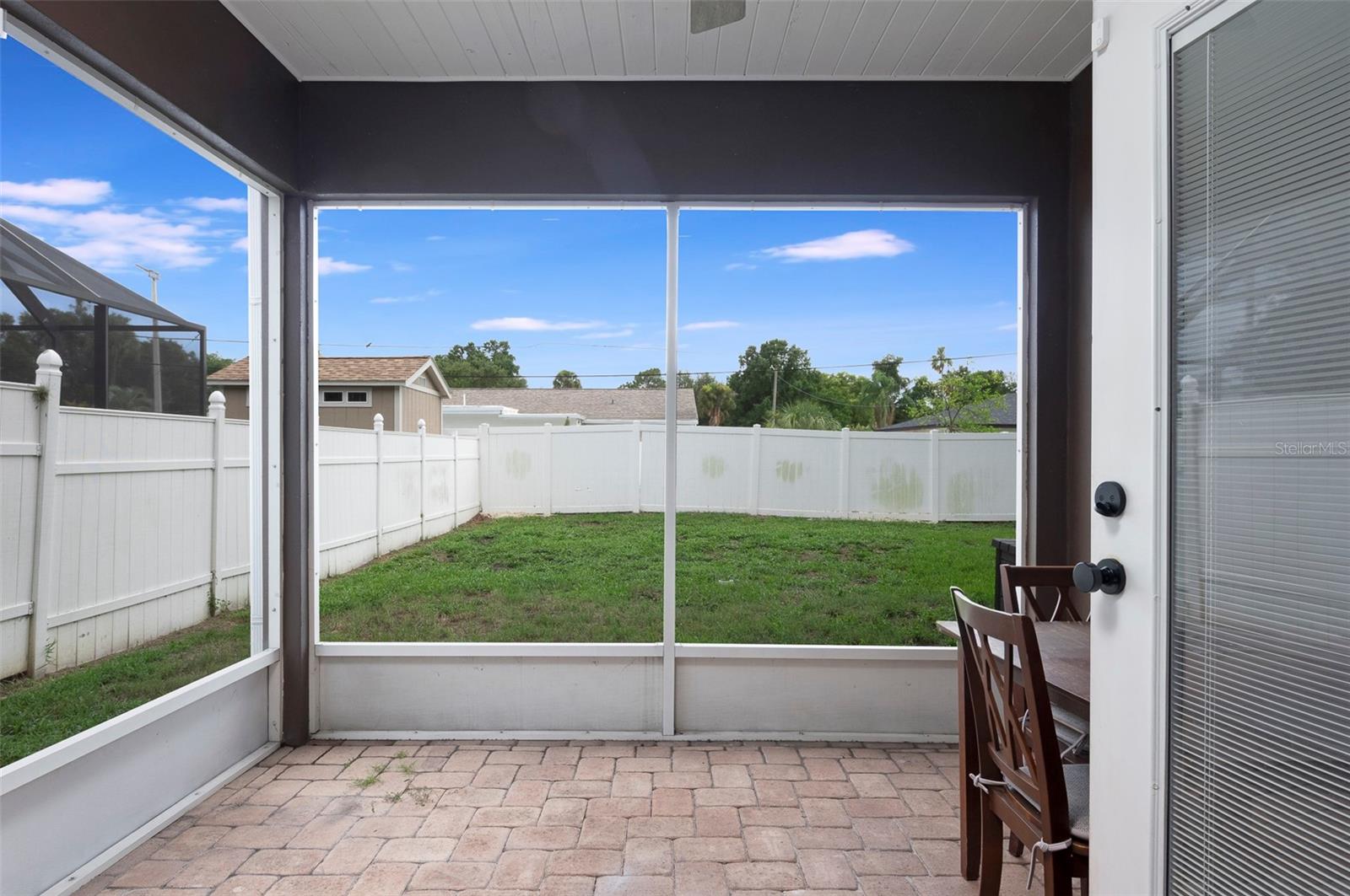 3814 W EL PRADO BLVD — photo 11