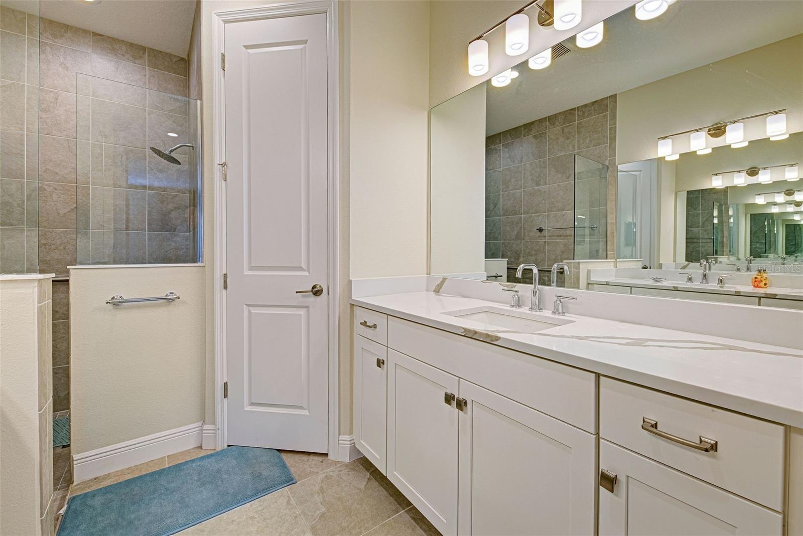 233 PALIDORO CIR — photo 44