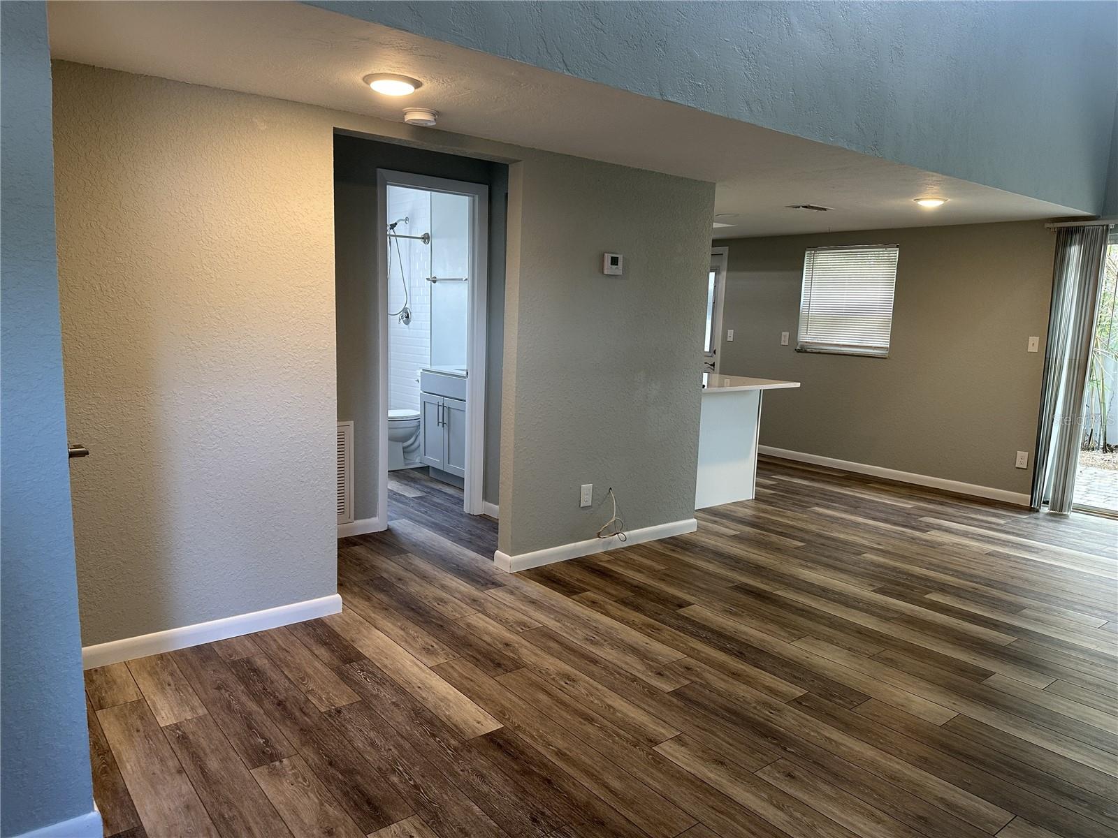 37 144TH AVE — photo 32