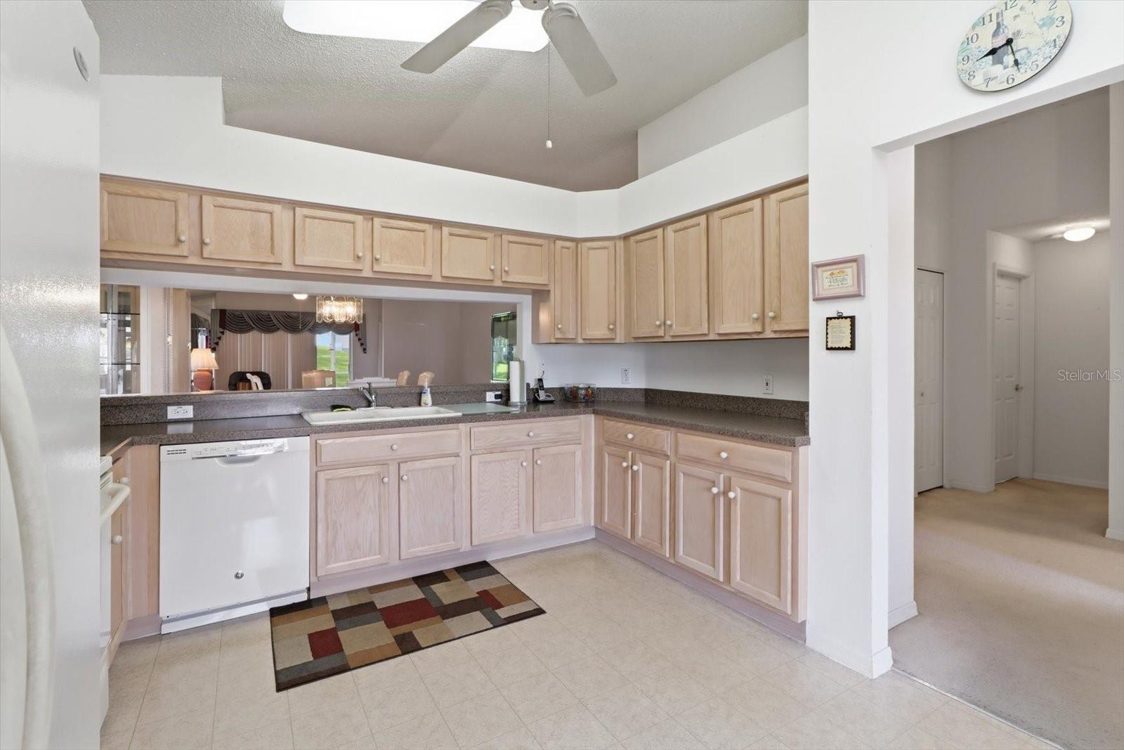 18114 BRELAND DR — photo 9