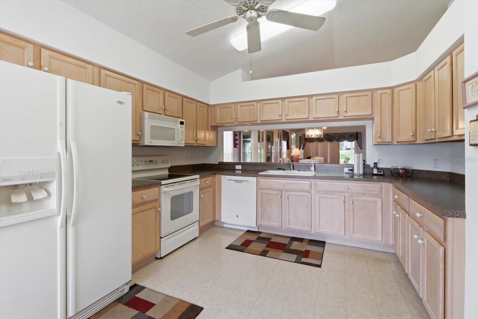 18114 BRELAND DR — photo 10