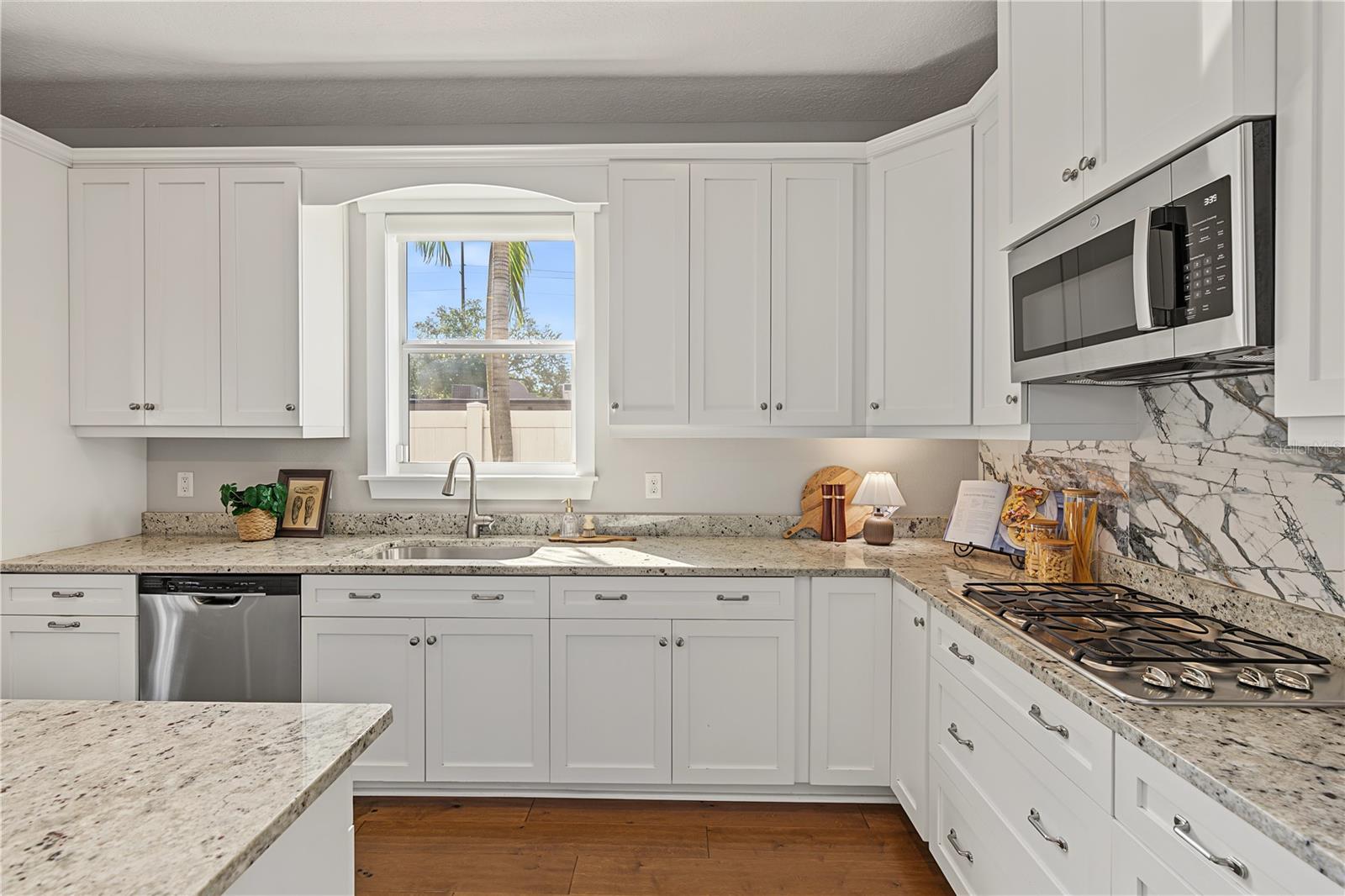 3010 W SAN ISIDRO ST — photo 11