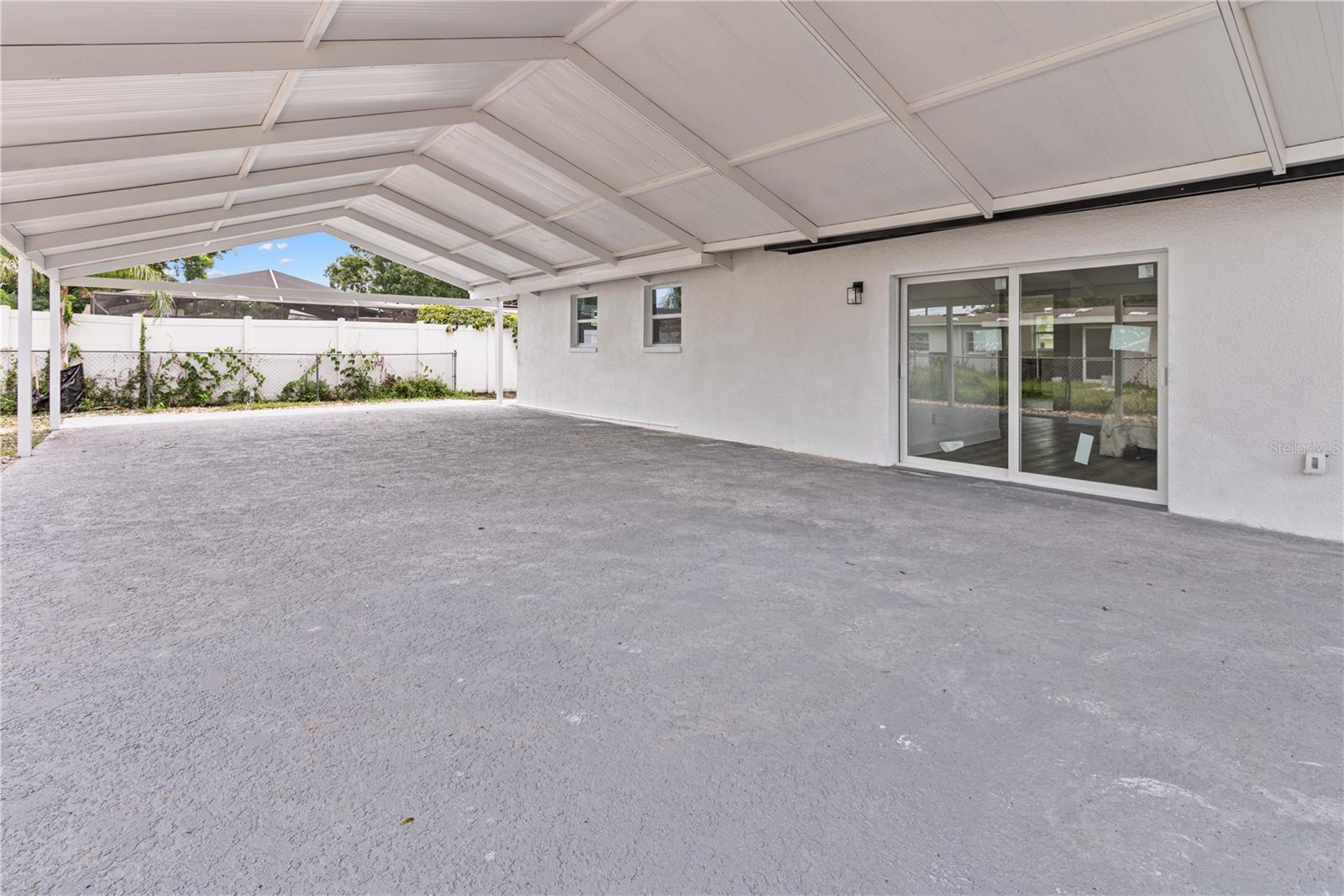 2917 W CLIFTON ST — photo 19