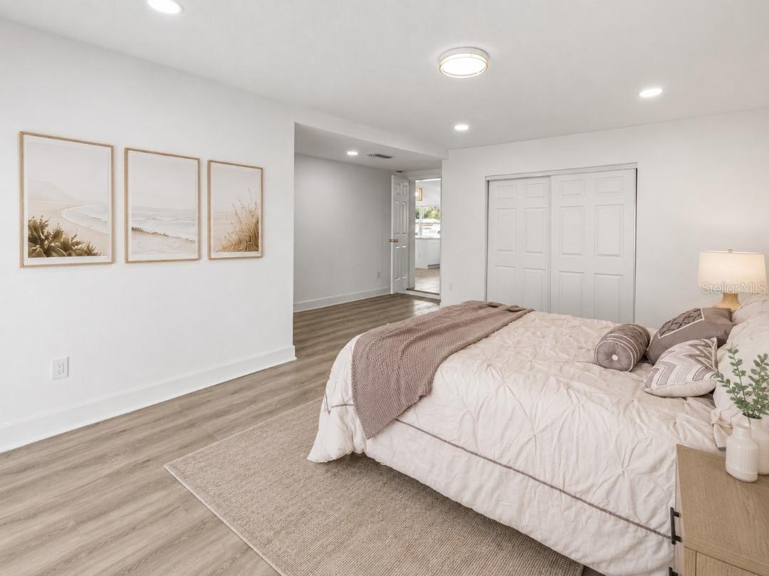 2917 W CLIFTON ST — photo 26