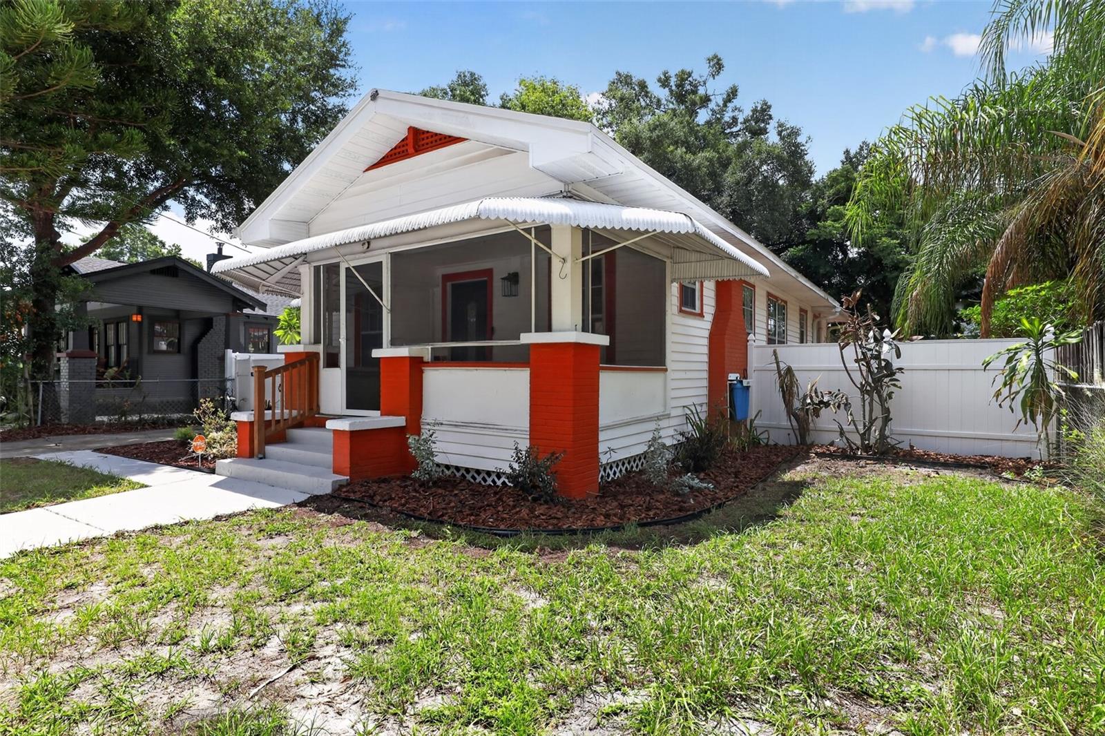 813 E NEW ORLEANS AVE — photo 20