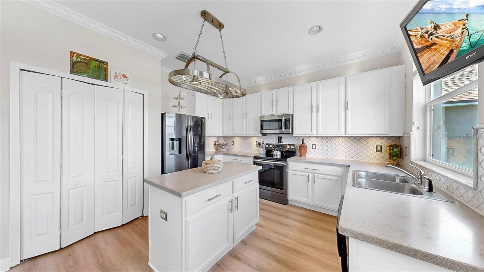 632 TANANA FALL DR — photo 22