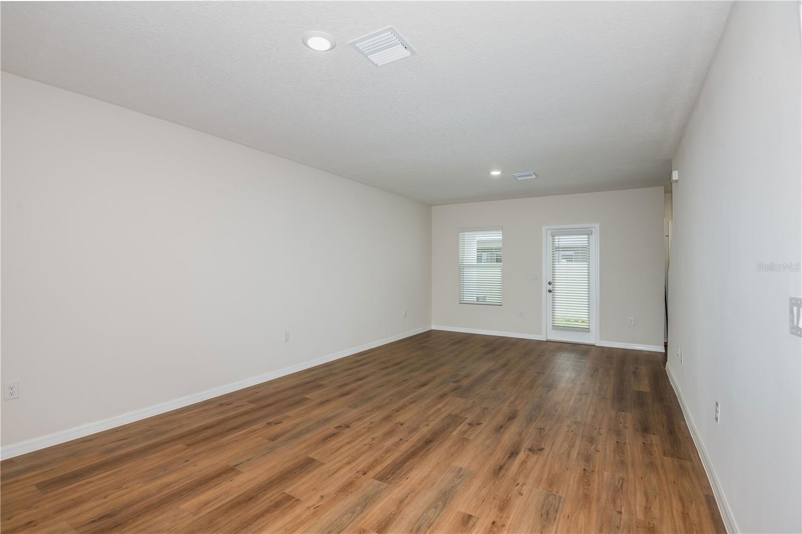 9872 PELICAN COAST DR — photo 3