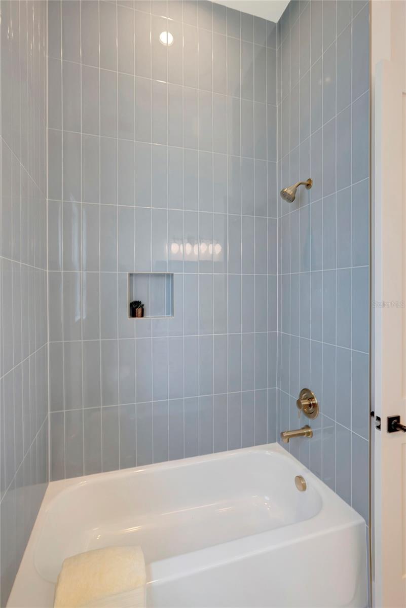 3106 W COACHMAN AVE — photo 33