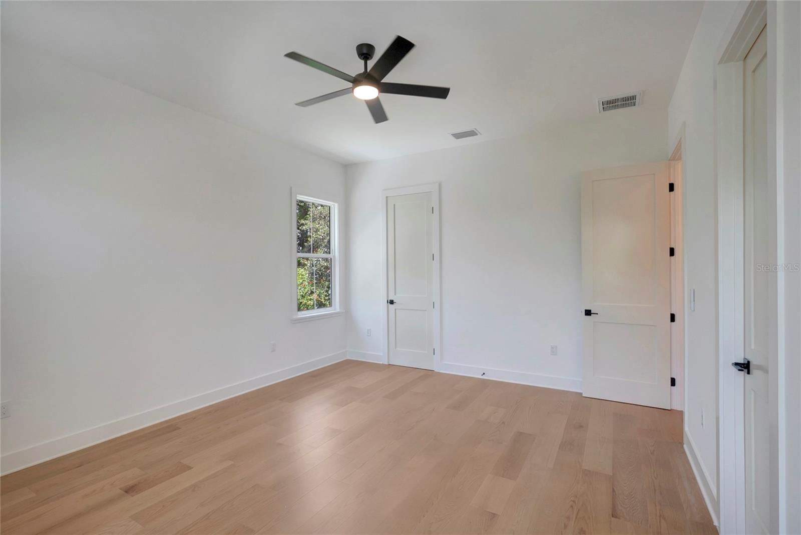 3106 W COACHMAN AVE — photo 39
