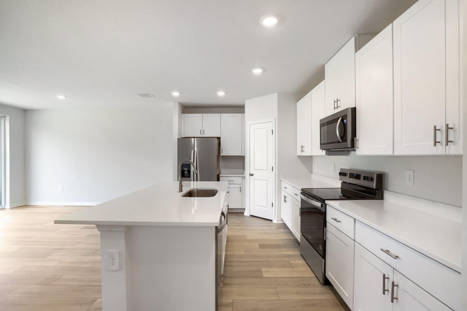 7705 SATTERFIELD TER — photo 9