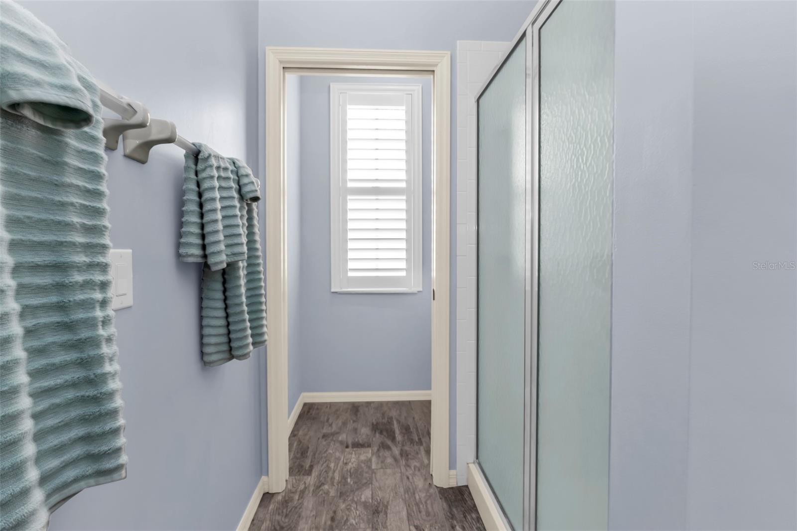 834 MONTROSE DR #9 — photo 28
