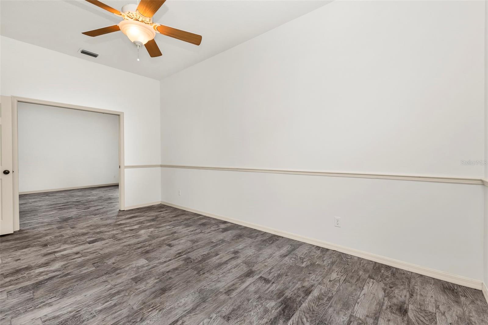 834 MONTROSE DR #9 — photo 21