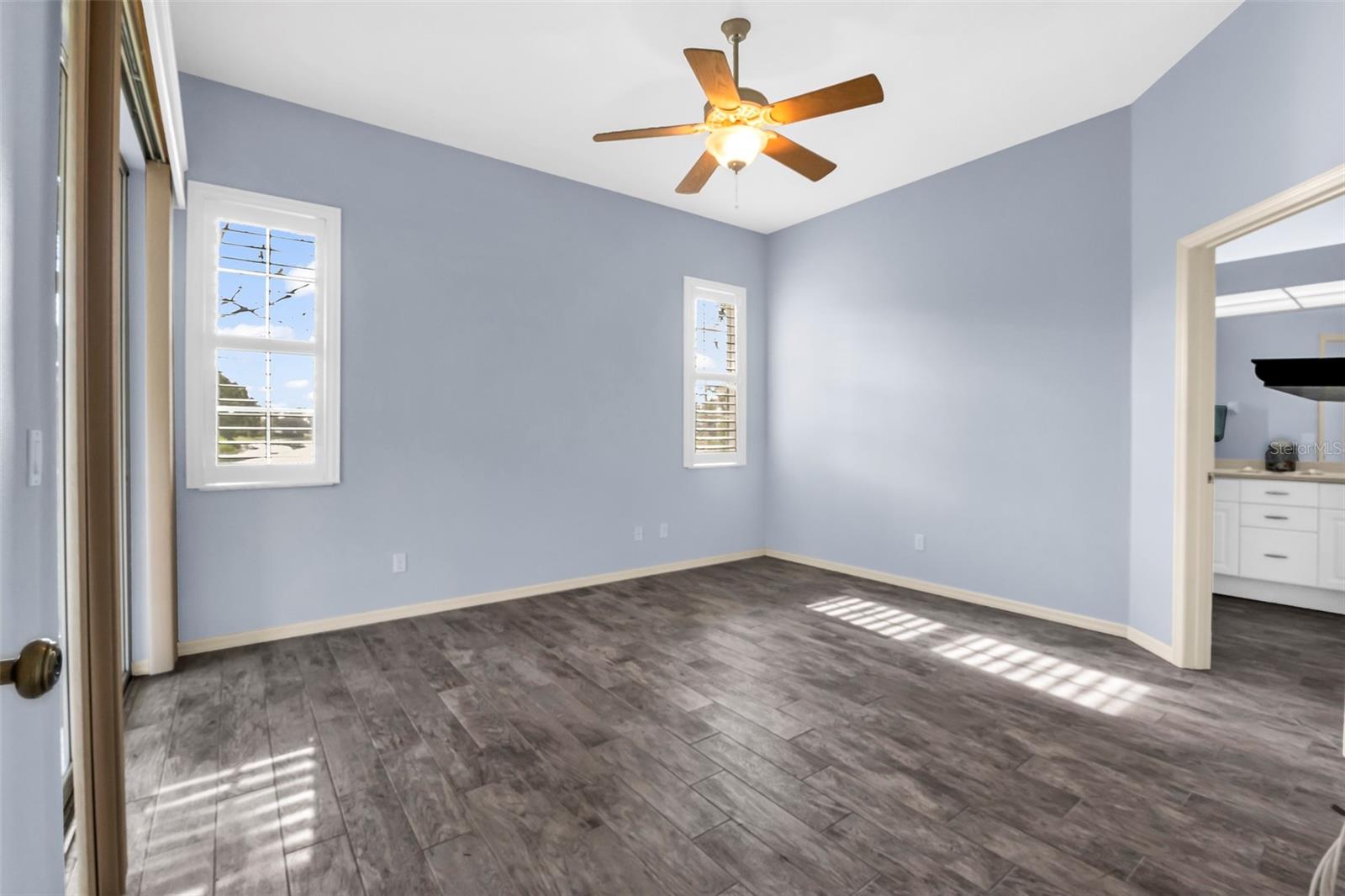 834 MONTROSE DR #9 — photo 23
