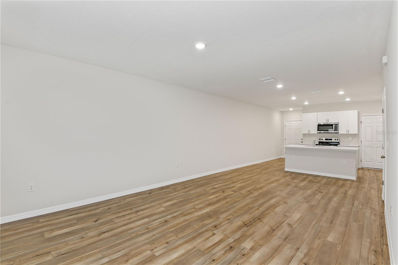 9868 PELICAN COAST DR — photo 3