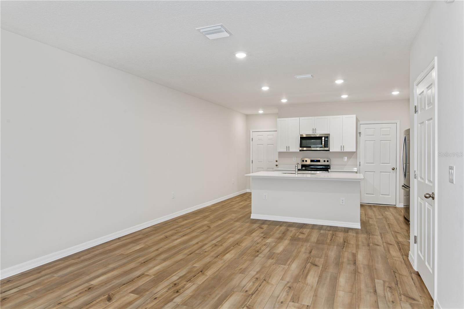 9868 PELICAN COAST DR — photo 11