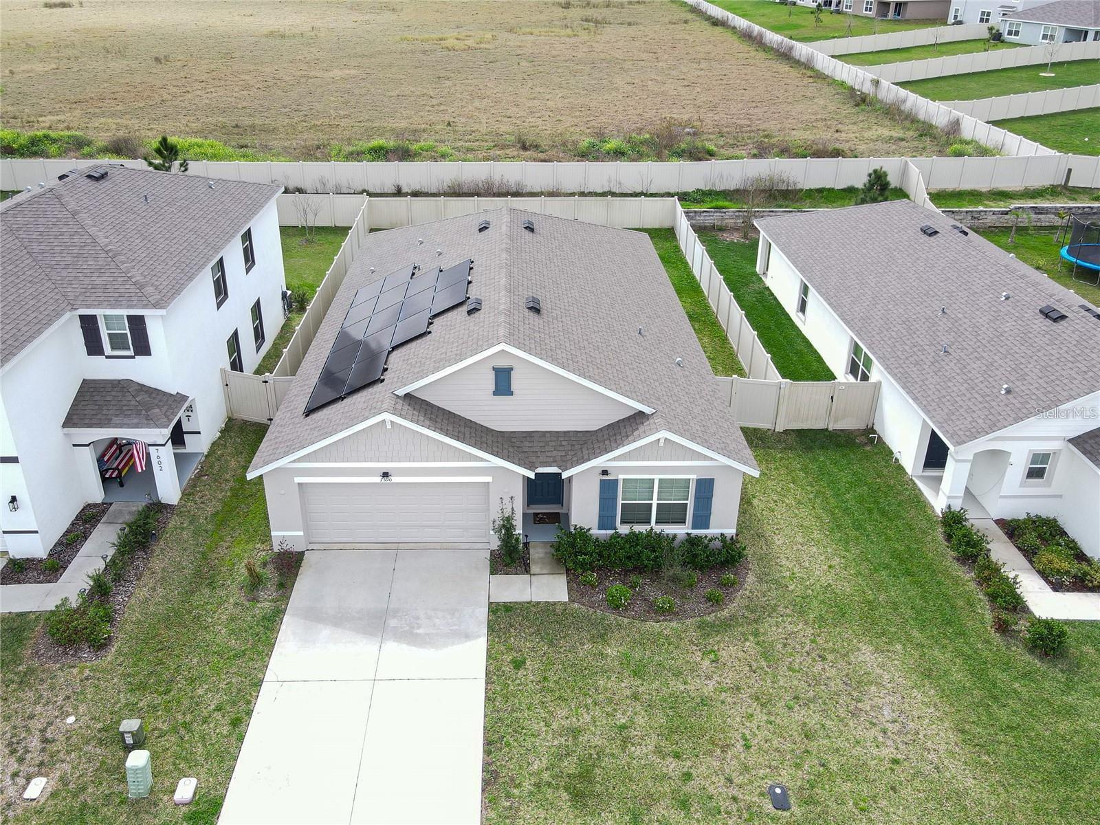 7590 BROAD POINTE DR — photo 28