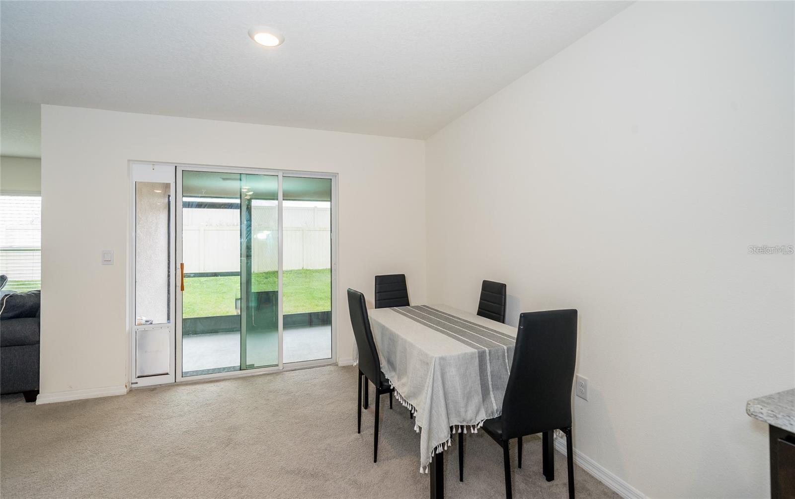 7590 BROAD POINTE DR — photo 12