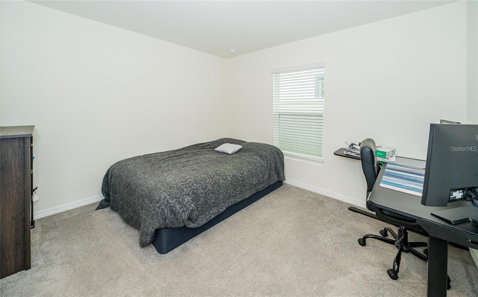 7590 BROAD POINTE DR — photo 24