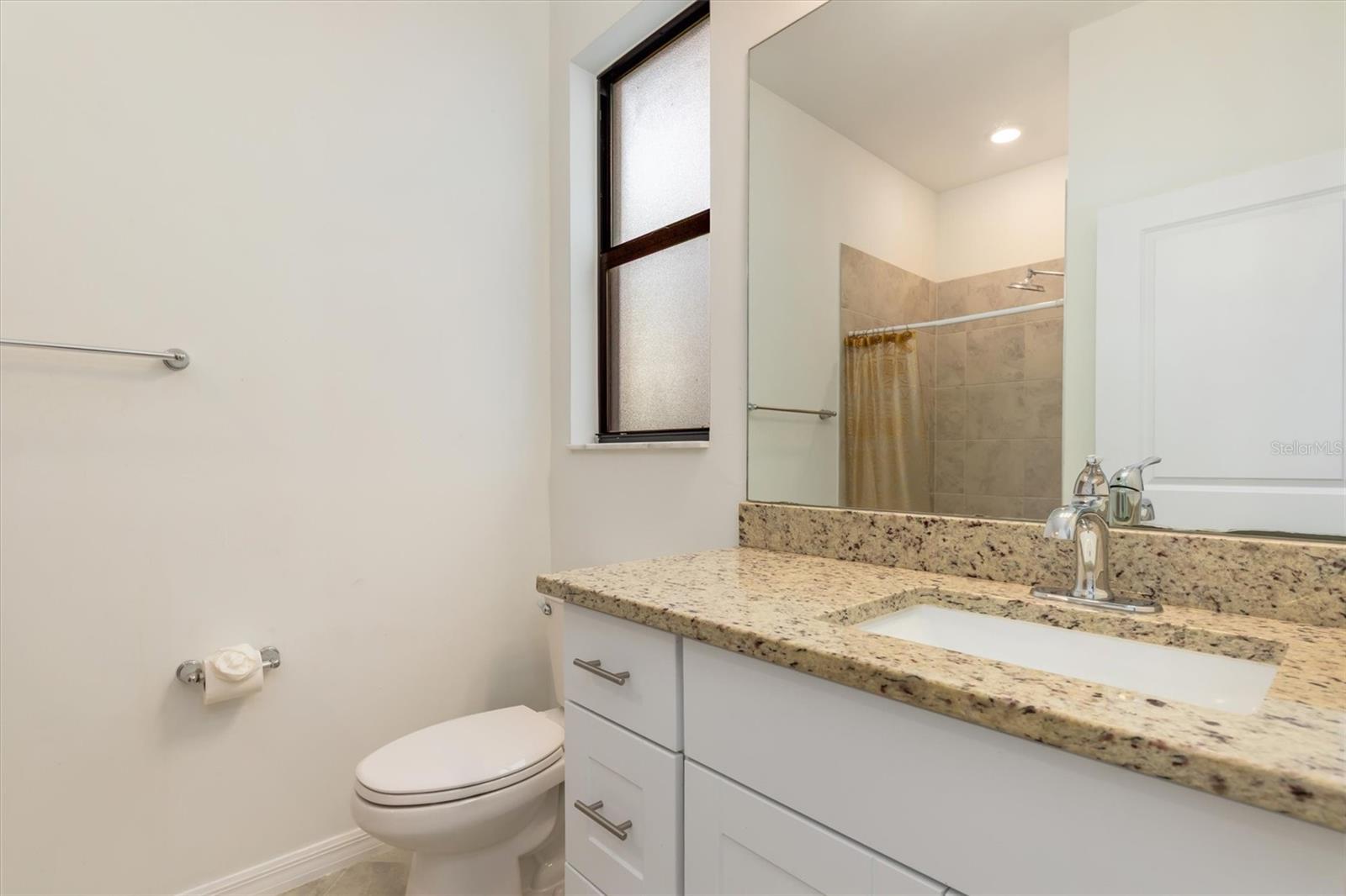 11125 BALFOUR ST — photo 19