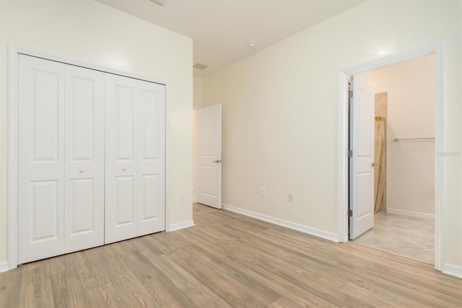 11125 BALFOUR ST — photo 17