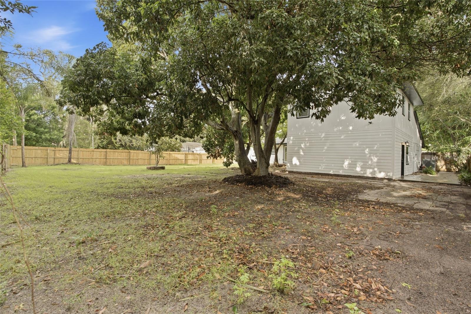 809 WOODCREST AVE — photo 31