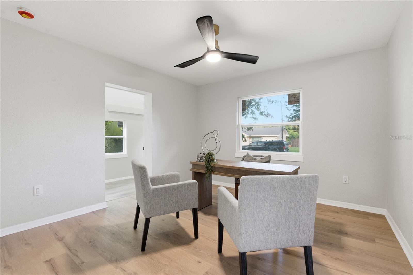 809 WOODCREST AVE — photo 12