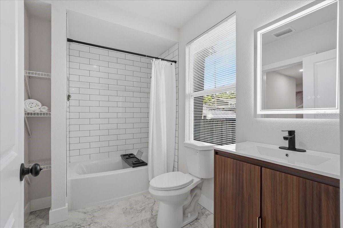 3705 N HIGHLAND AVE — photo 12