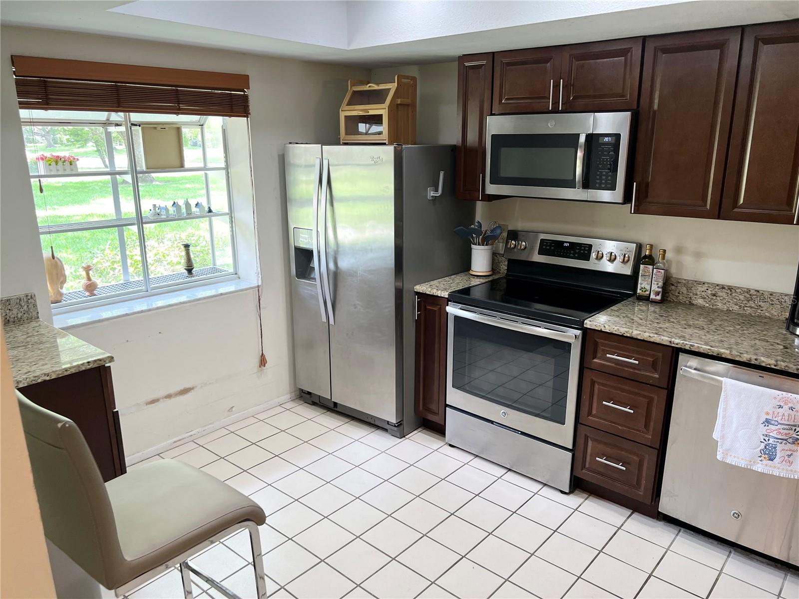 2297 LARK CIR E #C — photo 4