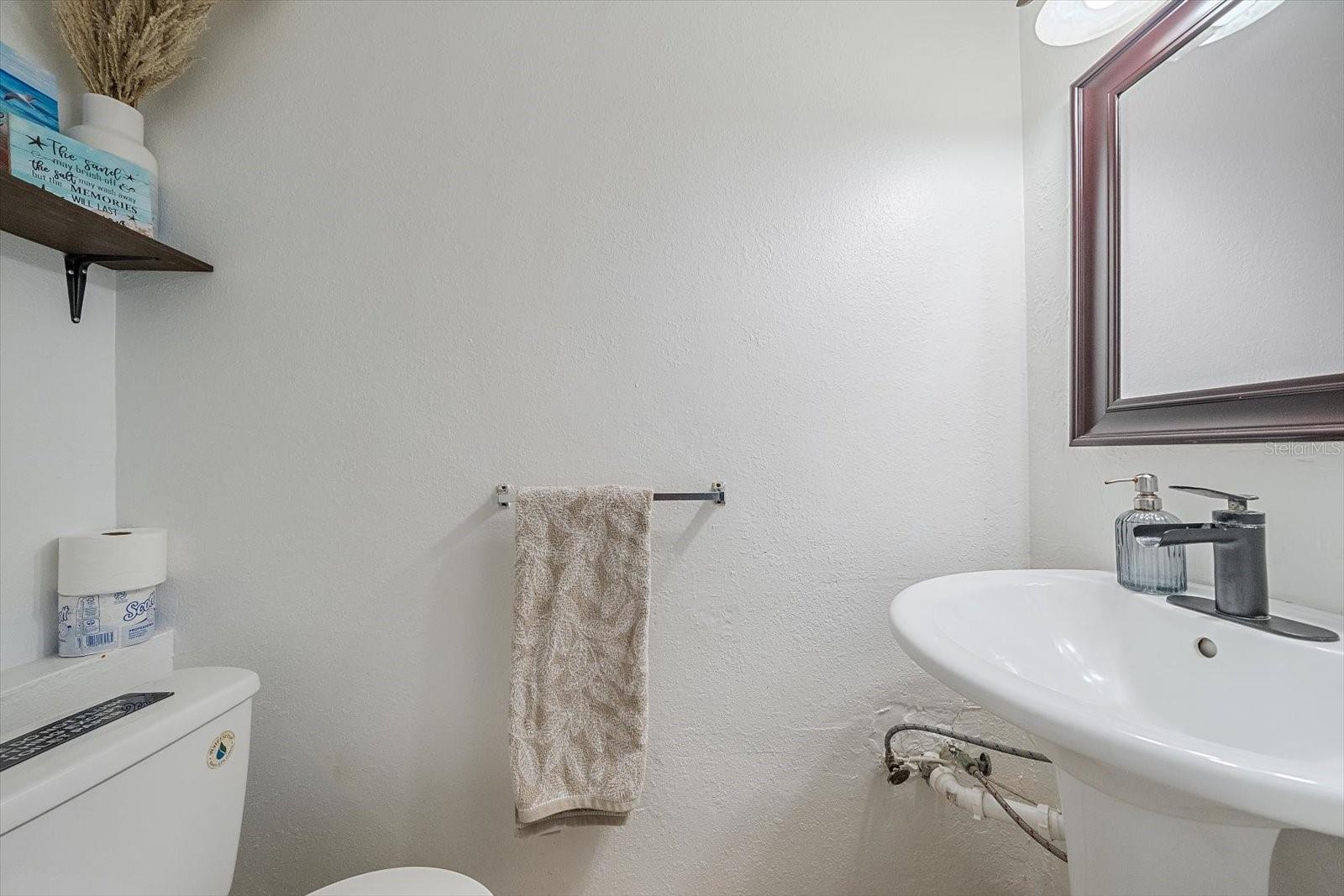 2135 LEE LN — photo 26