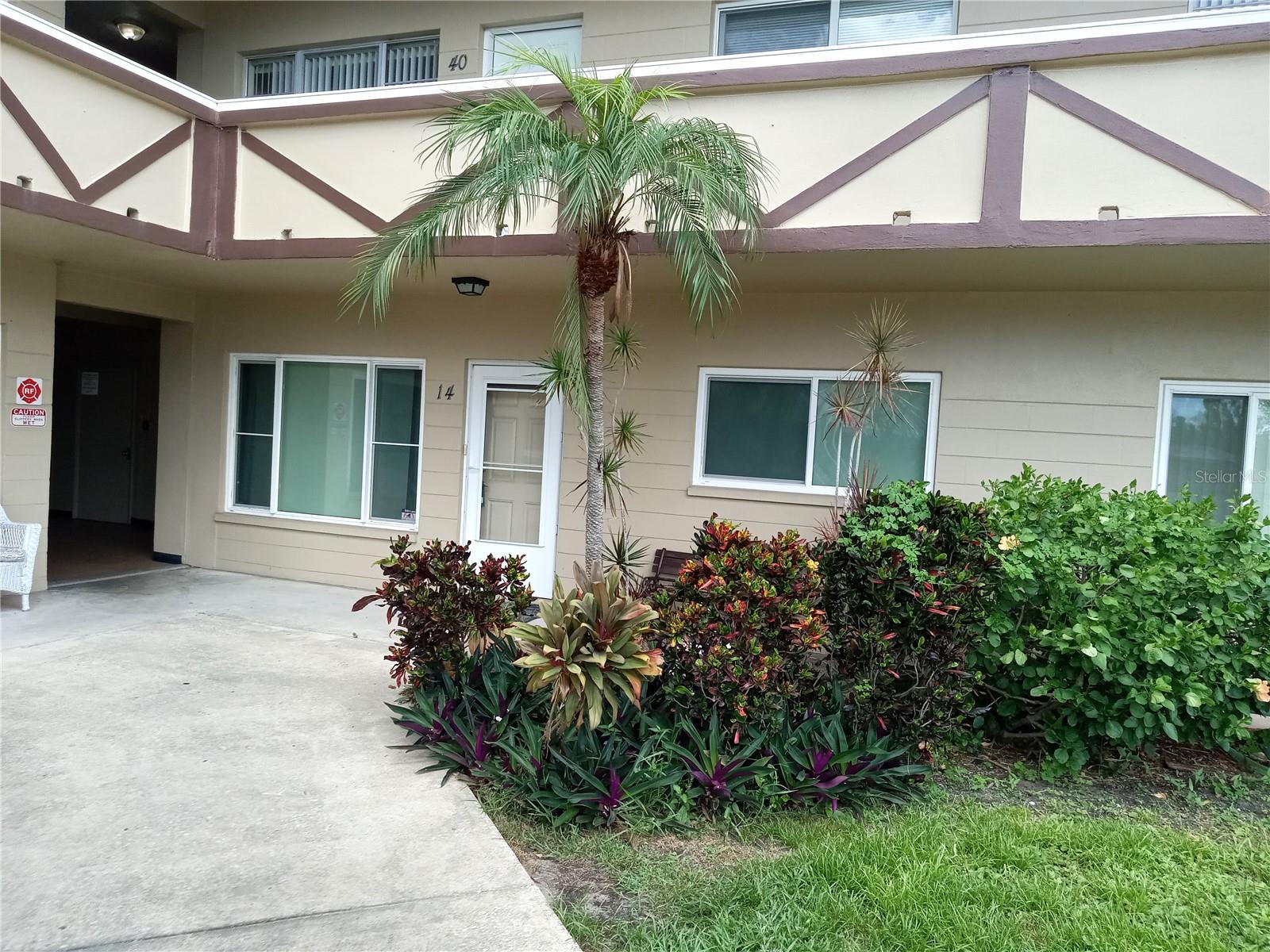 2464 AUSTRALIA WAY E #14 — photo 2