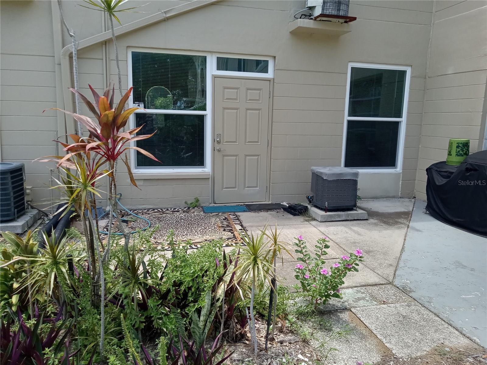 2464 AUSTRALIA WAY E #14 — photo 47