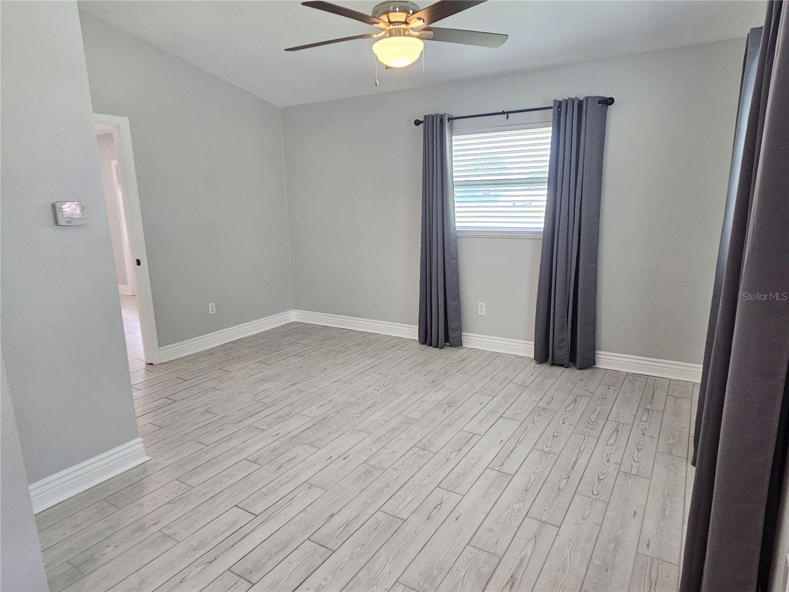 5042 LINDA ST #A — photo 12