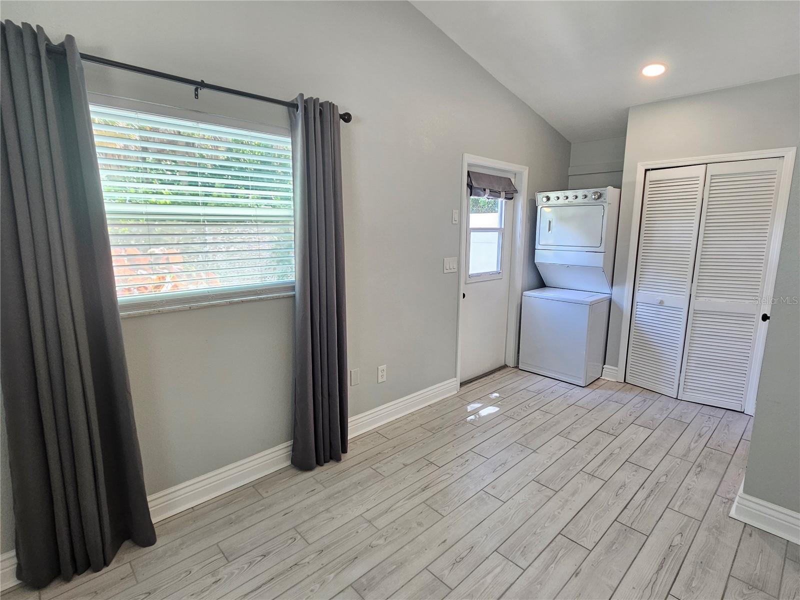 5042 LINDA ST #A — photo 14