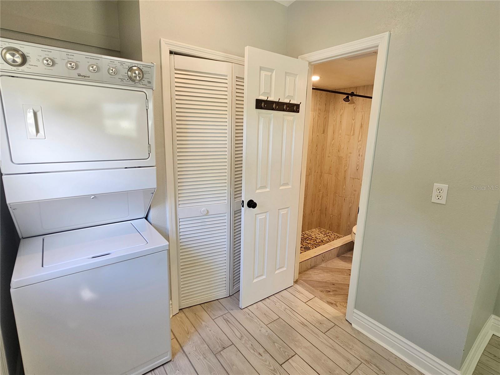 5042 LINDA ST #A — photo 20