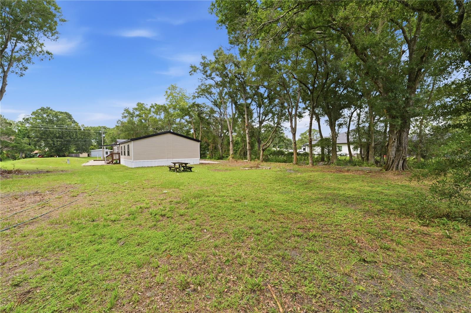 8726 N MEADOWVIEW CIR — photo 30