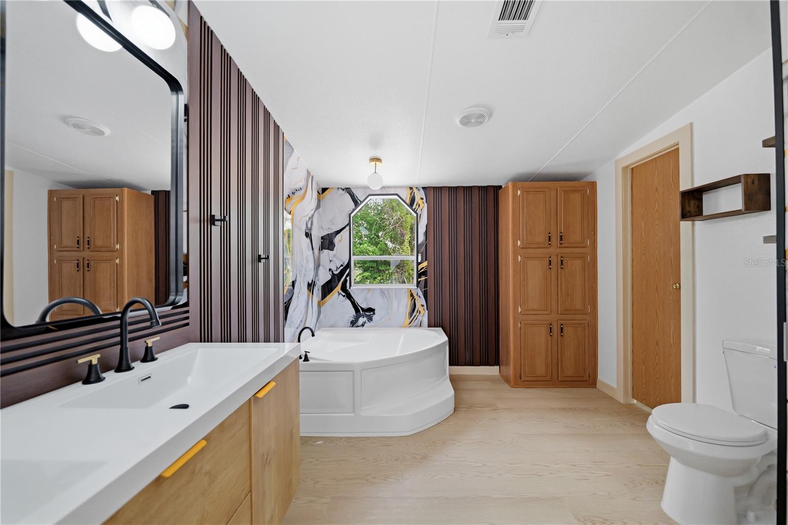 8726 N MEADOWVIEW CIR — photo 14